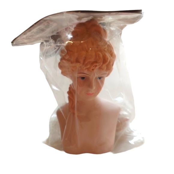 Vintage Porcelain Lady Head and Hands Set by Mangelsen's Original packaging NWT - Picture 8 of 8